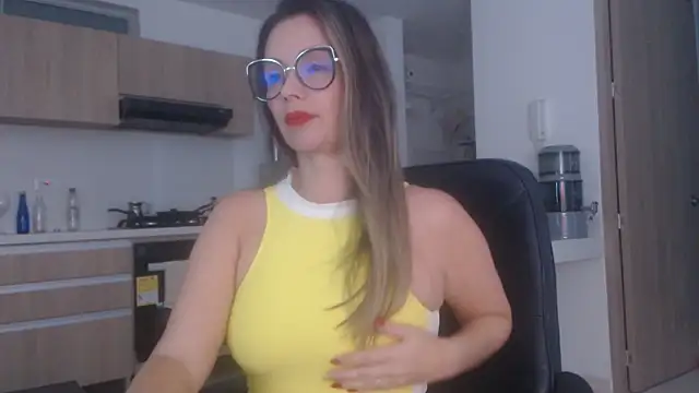 LovePaula online show from 06-02-26, 11:45