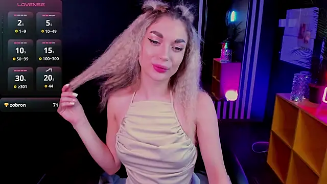 Alice Cutieee online show from 10-05-25, 03:43