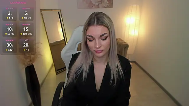 Alice Cutieee online show from 10-18-25, 10:27