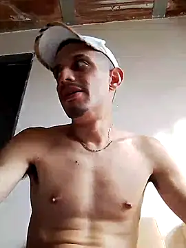 LATINO27CM online show from 09-23-25, 08:56