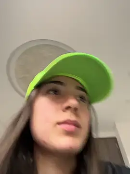 Snapshot of Innerpeace_ chatting on 01-05-26, 08:56 Innerpeace online show from 01-05-26, 08:56