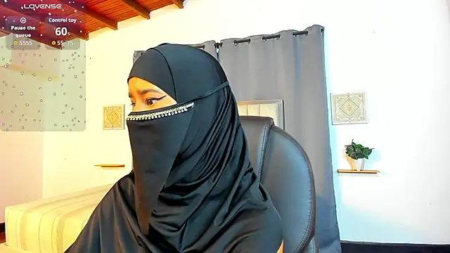 kalila latif online show from 11-26-25, 02:45