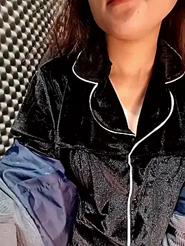 Pipi23  online show from 11-29-25, 03:26