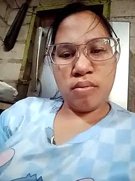 Snapshot of Filipinasweetgirl chatting on 09-29-25, 08:08 Filipinasweetgirl online show from 09-29-25, 08:08