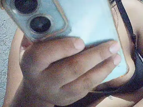 Snapshot of Filipinasweetgirl chatting on 10-11-25, 05:39 Filipinasweetgirl online show from 10-11-25, 05:39