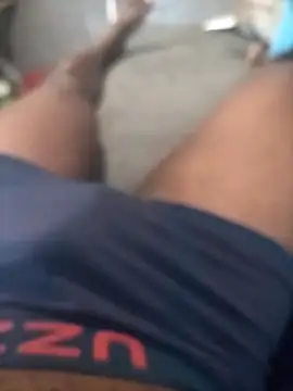 Snapshot of Blackveins32 chatting on 10-15-25, 06:02 Blackveins32 online show from 10-15-25, 06:02