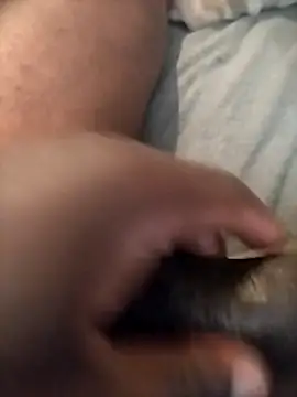 Snapshot of Blackveins32 chatting on 10-23-25, 06:23 Blackveins32 online show from 10-23-25, 06:23