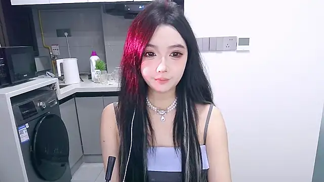 Miao-Maimiao online show from 10-11-25, 04:05