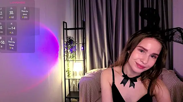 Snapshot of  chatting on 10-25-25, 05:26  online show from 10-25-25, 05:26