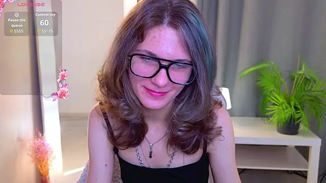 CipherellaFure online show from 10-16-25, 01:23