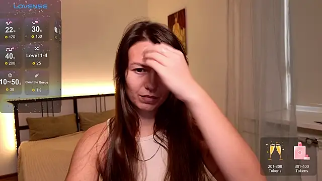 Snapshot of EllaCanny chatting on 09-28-25, 07:03 EllaCanny online show from 09-28-25, 07:03