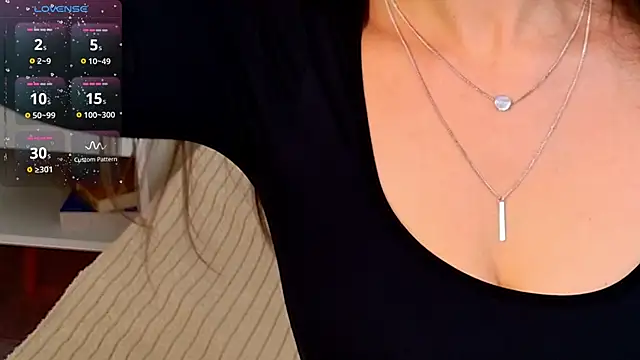 EllaCanny online show from 12-14-25, 06:08