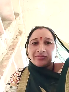 Snapshot of Haliya88 chatting on 10-28-25, 01:47 Haliya88 online show from 10-28-25, 01:47