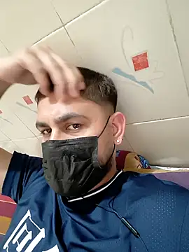 Snapshot of Punjabi27 chatting on 11-25-25, 11:21 Punjabi27 online show from 11-25-25, 11:21