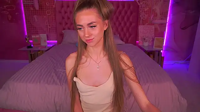 GoGoDream online show from 10-13-25, 05:51