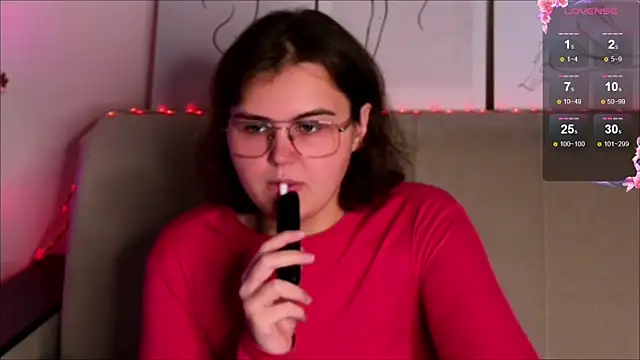 Snapshot of chatting on 10-02-25, 09:27 online show from 10-02-25, 09:27