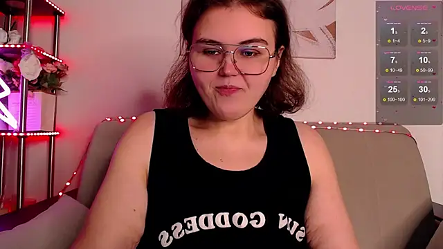 Snapshot of chatting on 11-29-25, 03:31 online show from 11-29-25, 03:31