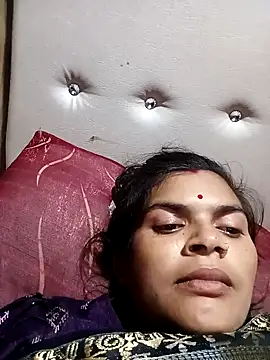 Snapshot of KumariPayal chatting on 09-25-25, 03:49 KumariPayal online show from 09-25-25, 03:49