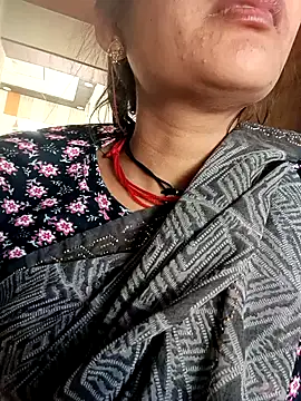 Snapshot of KumariPayal chatting on 11-09-25, 10:02 KumariPayal online show from 11-09-25, 10:02