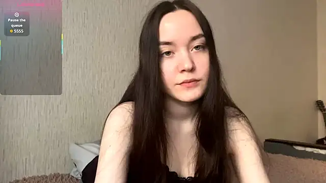 Snapshot of VividSienna chatting on 02-20-26, 04:31 VividSienna online show from 02-20-26, 04:31