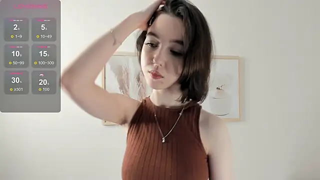 Snapshot of Veyaspace chatting on 09-27-25, 02:11 Veyaspace online show from 09-27-25, 02:11