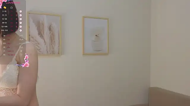 Snapshot of Veyaspace chatting on 11-24-25, 01:33 Veyaspace online show from 11-24-25, 01:33