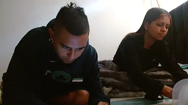 Snapshot of Carlandelli1 chatting on 10-11-25, 11:42 Carlandelli1 online show from 10-11-25, 11:42