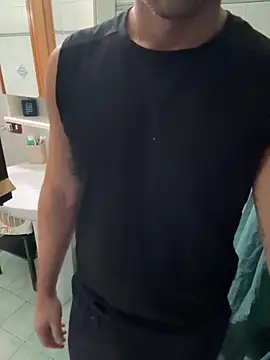 giovan2020 online show from 11-03-25, 04:19