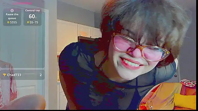 LunaMilav online show from 10-03-25, 01:57