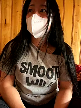 Snapshot of violet-00 chatting on 09-24-25, 03:10 violet-00 online show from 09-24-25, 03:10