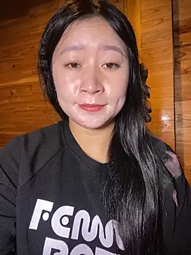 Snapshot of violet-00 chatting on 11-04-25, 04:44 violet-00 online show from 11-04-25, 04:44