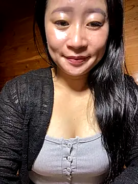 Snapshot of violet-00 chatting on 11-05-25, 03:12 violet-00 online show from 11-05-25, 03:12