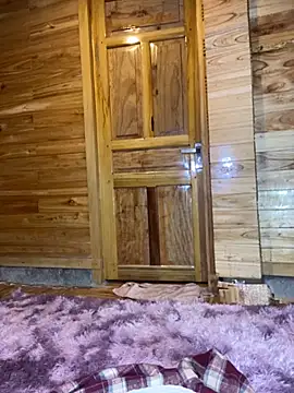 Snapshot of violet-00 chatting on 11-21-25, 12:54 violet-00 online show from 11-21-25, 12:54