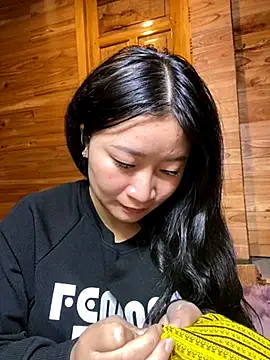 Snapshot of violet-00 chatting on 11-22-25, 12:48 violet-00 online show from 11-22-25, 12:48