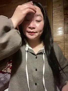 violet-00 online show from 02-21-26, 11:11