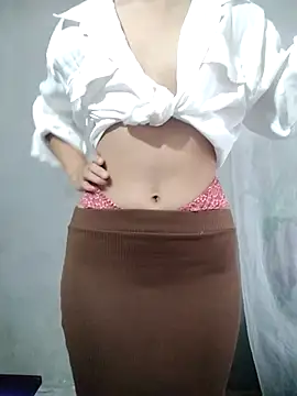 Snapshot of yagi221 chatting on 11-16-25, 01:11 yagi221 online show from 11-16-25, 01:11