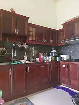 Snapshot of Helen-Tran chatting on 10-11-25, 03:50 Helen-Tran online show from 10-11-25, 03:50