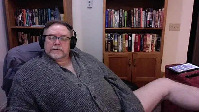 Snapshot of Vinyl22@xh chatting on 03-04-26, 12:38 Vinyl22xh online show from 03-04-26, 12:38