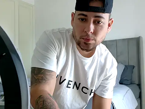 maximus888A online show from 10-15-25, 09:53