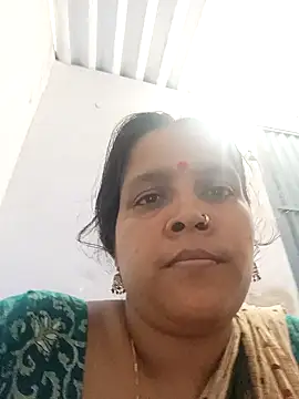 Snapshot of reya743 chatting on 10-07-25, 08:33 reya743 online show from 10-07-25, 08:33