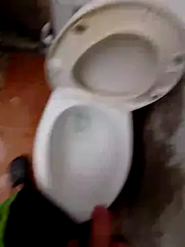 SALCEDO 041198 online show from 10-19-25, 02:07