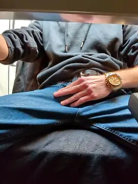 Snapshot of northboy91 chatting on 09-28-25, 01:16 northboy91 online show from 09-28-25, 01:16