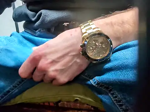 Snapshot of northboy91 chatting on 10-13-25, 02:17 northboy91 online show from 10-13-25, 02:17