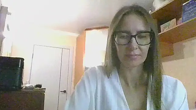 Snapshot of Norivann chatting on 10-14-25, 10:27 Norivann online show from 10-14-25, 10:27