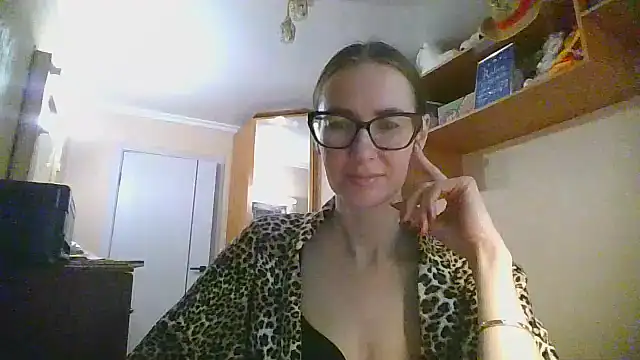 Snapshot of Norivann chatting on 11-07-25, 12:05 Norivann online show from 11-07-25, 12:05