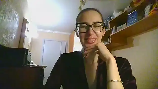 Snapshot of Norivann chatting on 11-28-25, 07:49 Norivann online show from 11-28-25, 07:49