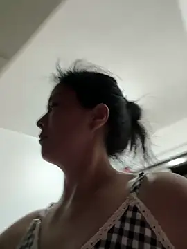 Snapshot of aoyo66 chatting on 09-28-25, 12:10 aoyo66 online show from 09-28-25, 12:10