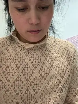 Snapshot of aoyo66 chatting on 10-21-25, 12:39 aoyo66 online show from 10-21-25, 12:39