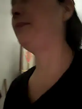 Snapshot of aoyo66 chatting on 10-30-25, 11:00 aoyo66 online show from 10-30-25, 11:00