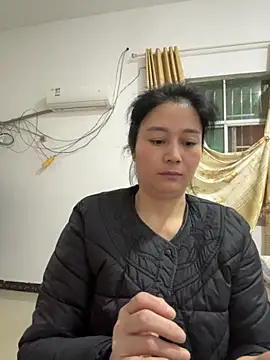 Snapshot of aoyo66 chatting on 10-30-25, 11:05 aoyo66 online show from 10-30-25, 11:05